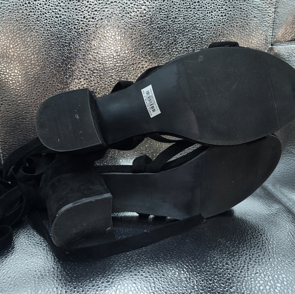 Torrid Ankle wrap block heel sandals size 10 wide foot. - Picture 13 of 13